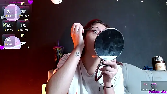 Red-moon1 online show from February 2026 04:35:02 AM