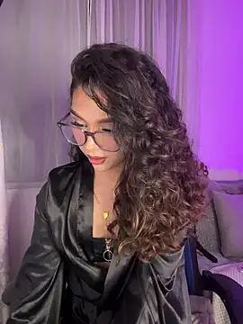 Snapshot of Samantha_Bernardo chatting on April 2026 03:51:02 AM Samantha Bernardo online show from April 2026 03:51:02 AM