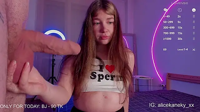 Snapshot of alicekaneky chatting on February 2026 10:47:02 PM alicekaneky online show from February 2026 10:47:02 PM