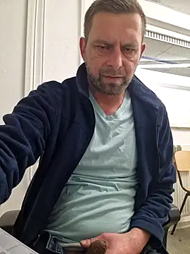 Snapshot of Mjn34 chatting on February 2025 06:51:01 AM Mjn34 online show from February 2025 06:51:01 AM