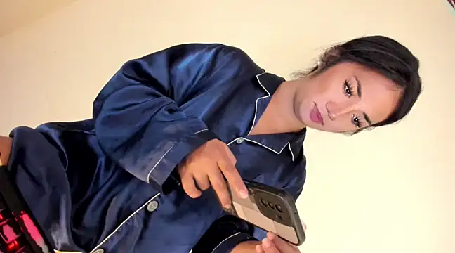 Seductive Lena online show from January 2025 05:37:01 AM