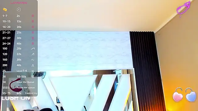 Linda4Petite online show from September 2025 06:08:01 PM