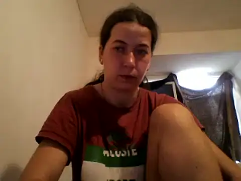 Snapshot of Tamilashaa chatting on March 2025 06:53:01 AM Tamilashaa online show from March 2025 06:53:01 AM