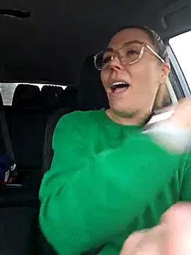 Ellie-L-Elizabeth online show from March 2025 02:11:02 PM