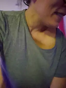 Ellie-L-Elizabeth online show from November 2025 11:58:01 PM