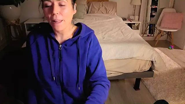 Ellie-L-Elizabeth online show from January 2026 03:09:01 AM