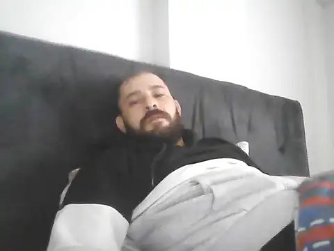 NiiiRvaNaa online show from November 2025 05:17:01 AM