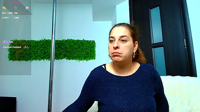 KarinaNoir online show from April 2026 04:04:01 AM