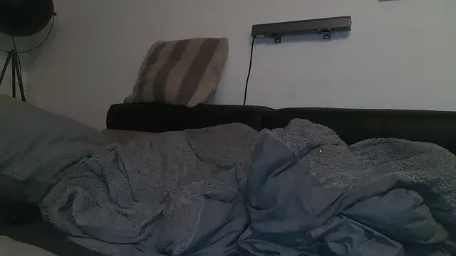 Snapshot of Toyboy471 chatting on November 2025 07:33:02 AM Toyboy471 online show from November 2025 07:33:02 AM