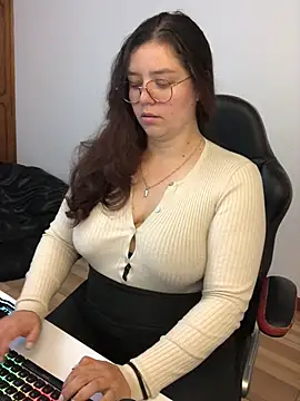 kayortiiz online show from April 2026 01:21:01 AM