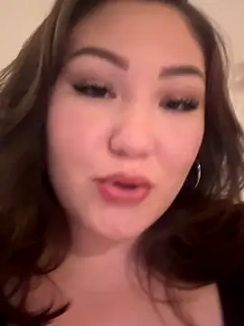 Snapshot of RosieDixx chatting on October 2025 04:24:02 AM RosieDixx online show from October 2025 04:24:02 AM