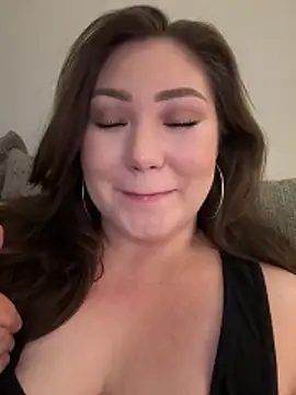 RosieDixx online show from November 2025 06:47:02 AM