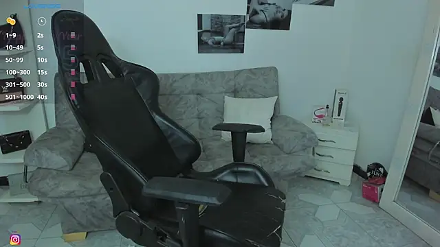 Snapshot of candy_alicee chatting on March 2026 02:39:02 AM candy alicee online show from March 2026 02:39:02 AM