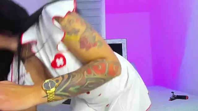 Snapshot of sophie_cute66 chatting on September 2025 05:29:01 AM sophie cute66 online show from September 2025 05:29:01 AM