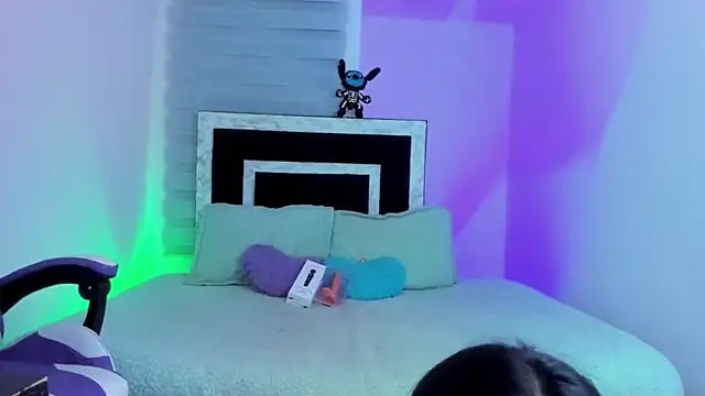 Snapshot of sophie_cute66 chatting on October 2025 06:32:02 AM sophie cute66 online show from October 2025 06:32:02 AM