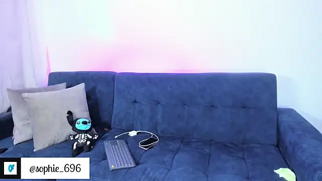 Snapshot of sophie_cute66 chatting on October 2025 08:07:01 AM sophie cute66 online show from October 2025 08:07:01 AM