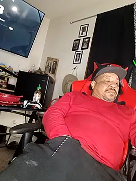 yellowwetfox online show from March 2025 02:26:01 AM