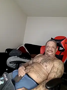 yellowwetfox online show from February 2026 02:35:01 PM