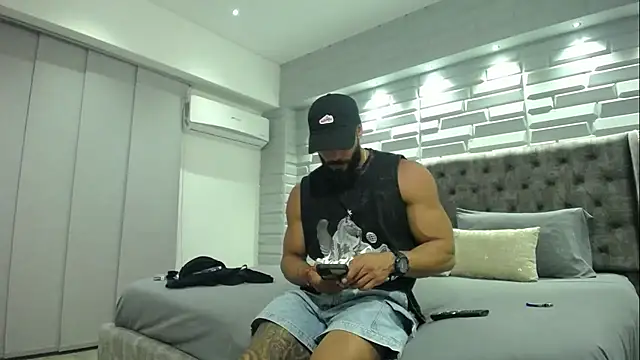 romeolovedark online show from February 2025 04:55:01 AM