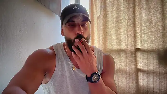 romeolovedark online show from March 2026 07:58:01 PM