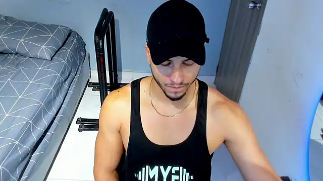 Kris Khalifa69 online show from April 2026 11:13:02 PM