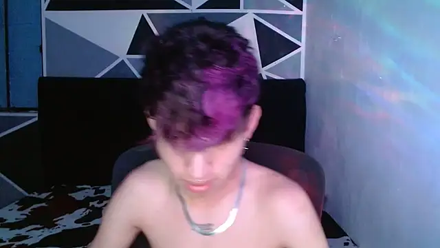 Snapshot of littlextreme chatting on December 2024 01:43:01 AM littlextreme online show from December 2024 01:43:01 AM