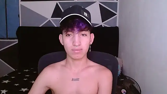 Snapshot of littlextreme chatting on December 2024 06:24:02 AM littlextreme online show from December 2024 06:24:02 AM