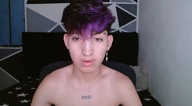 Snapshot of littlextreme chatting on December 2024 06:48:01 AM littlextreme online show from December 2024 06:48:01 AM