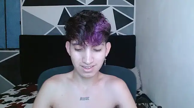 Snapshot of littlextreme chatting on January 2025 06:31:01 AM littlextreme online show from January 2025 06:31:01 AM