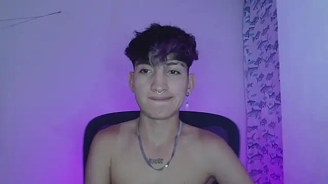 Snapshot of littlextreme chatting on February 2025 01:30:02 AM littlextreme online show from February 2025 01:30:02 AM