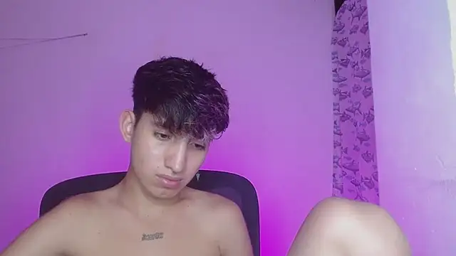 Snapshot of littlextreme chatting on February 2025 04:17:02 AM littlextreme online show from February 2025 04:17:02 AM