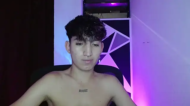 Snapshot of littlextreme chatting on March 2025 07:30:02 AM littlextreme online show from March 2025 07:30:02 AM