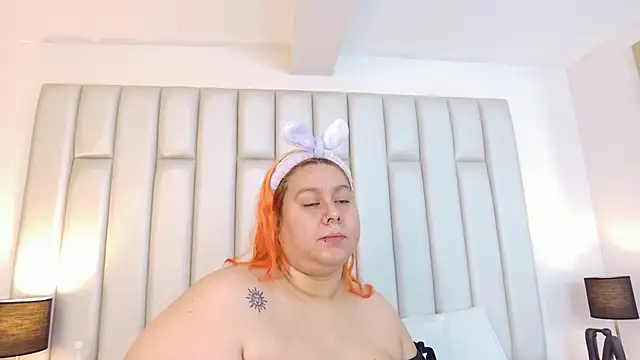 aandreaperez online show from November 2025 11:43:02 AM