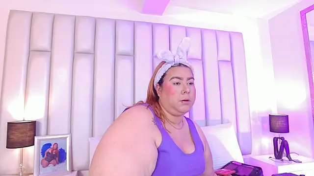 aandreaperez online show from February 2026 11:33:01 AM