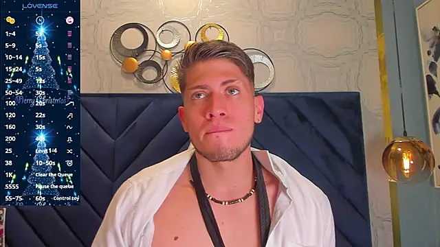 SebastianMaximoff online show from December 2024 06:24:02 PM