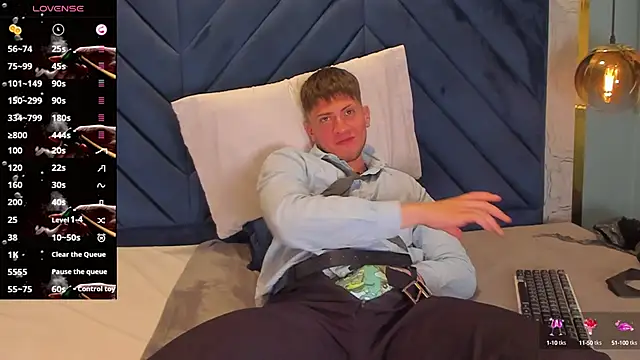 SebastianMaximoff online show from January 2025 02:58:02 PM