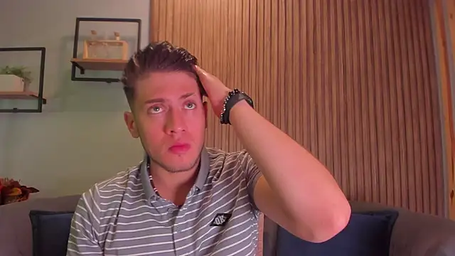 SebastianMaximoff online show from January 2025 12:03:02 PM