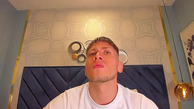 SebastianMaximoff online show from January 2025 11:43:01 AM