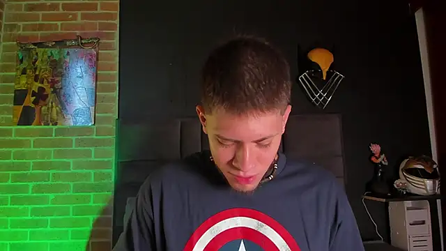 SebastianMaximoff online show from February 2025 02:13:02 PM