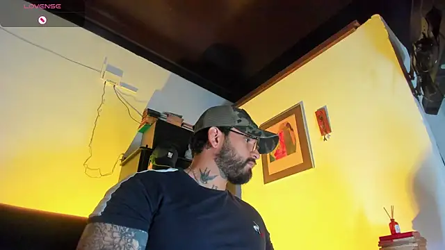 CamiloGray  online show from December 2025 01:52:02 PM