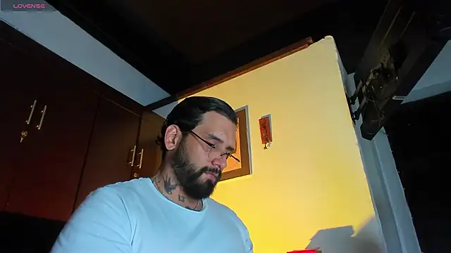 CamiloGray  online show from February 2026 02:04:02 PM