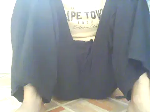 Snapshot of hairypussyyummy chatting on March 2025 01:34:02 AM hairypussyyummy online show from March 2025 01:34:02 AM