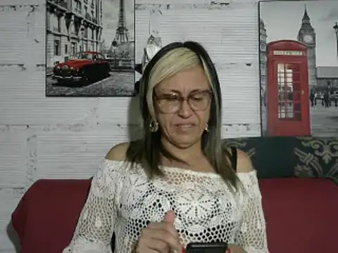 divahot08 online show from December 2024 02:33:01 PM