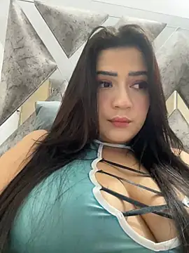 cutesarah  online show from January 2025 01:50:01 AM