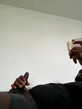 waakenda online show from December 2025 08:35:01 PM