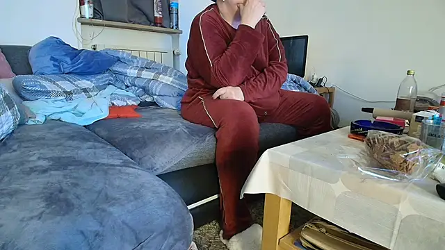 Snapshot of HotBiPaar chatting on December 2024 09:42:02 PM HotBiPaar online show from December 2024 09:42:02 PM