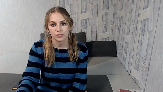 Pilly green  online show from March 2025 10:44:01 AM