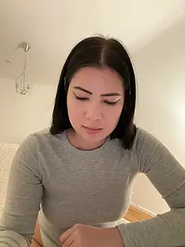 clairewntr online show from January 2025 10:39:01 PM