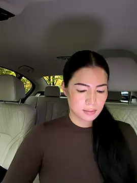 clairewntr online show from October 2025 02:28:02 PM