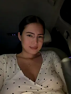 clairewntr online show from October 2025 07:27:02 PM